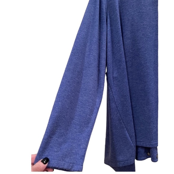 LOGO By Lori Goldstein Draped Throw Cardigan With Stud Detail. Blue Size 2X - Picture 4 of 10